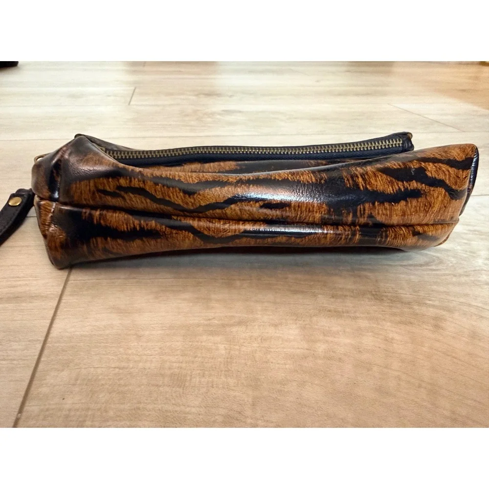 Patricia Nash Tiger Print Foldover Wristlet Clutch Bag P715388 Brown Black NWOT